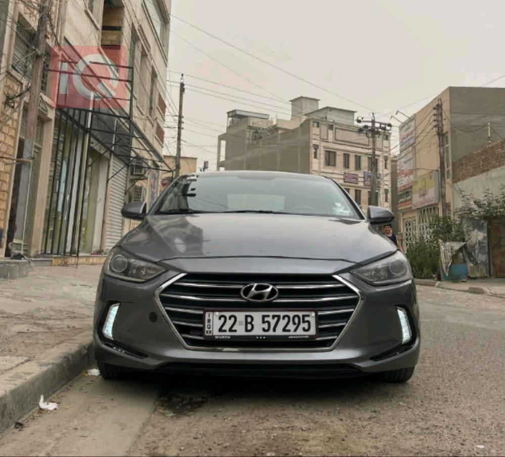 هیوندای ئەلەنترا